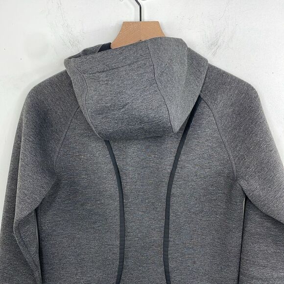 Athleta Fuse Hooded Scuba Gray Thumbhole
Zipper Pocket Zip Up Jacket Sz Small - Picture 8 of 13
